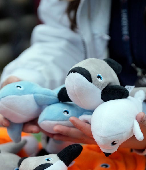 Oceanini Q8, peluche in plastica riciclata distribuiti ai giovani tifosi