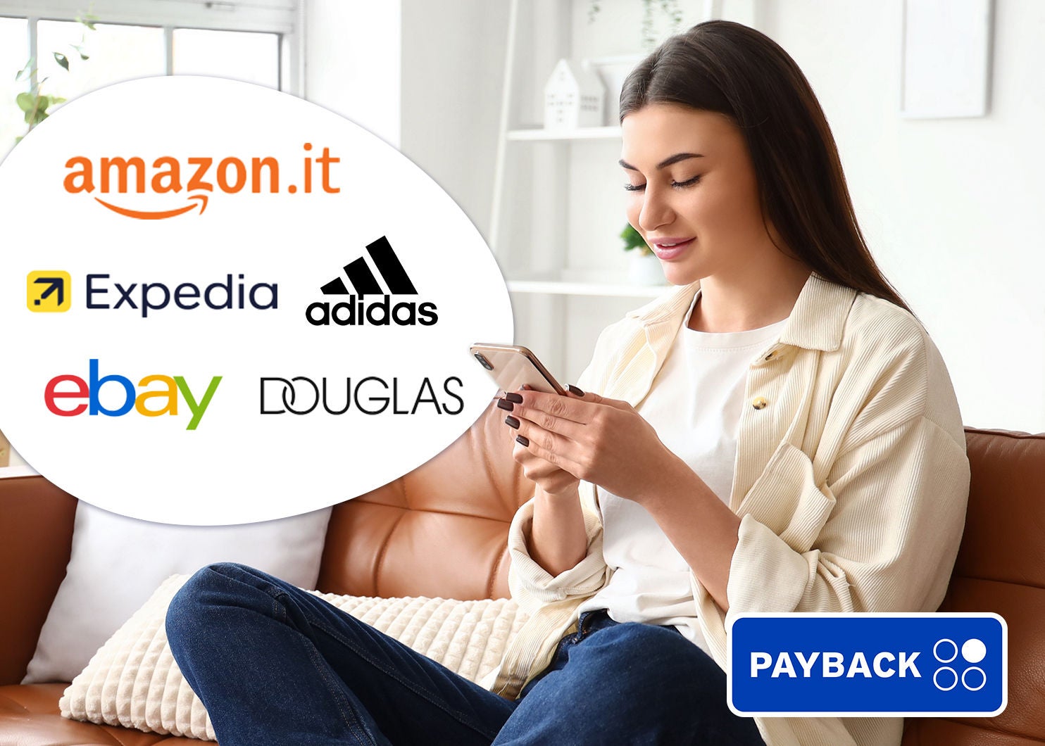ragazza che ha shopping su cellulare